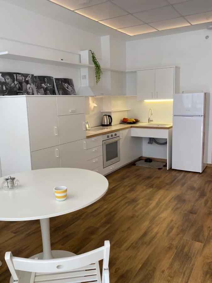 Felicity Loft In Thessaloniki _ Accessible & Comfortable Bagian luar foto