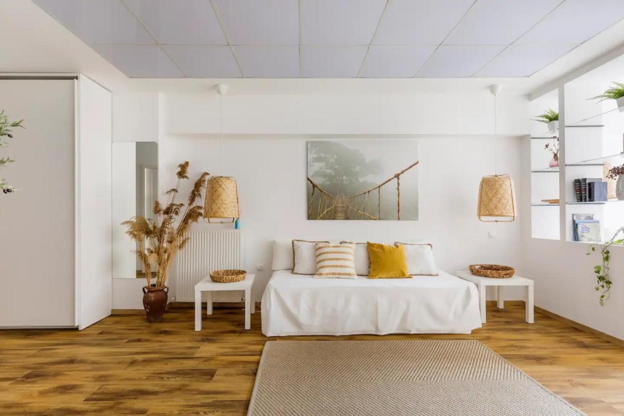 Felicity Loft In Thessaloniki _ Accessible & Comfortable Bagian luar foto